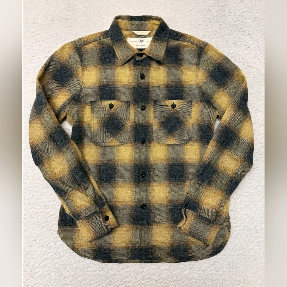 Rogue Territory RGT BM Shirt in Gold Ombre Plaid  Flannel Shirt Medium